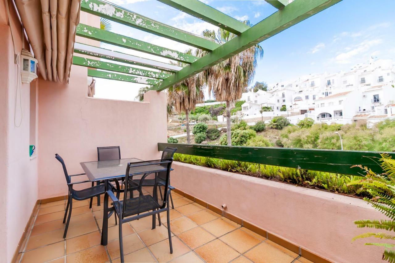 Apartamento Burriana Playa Ibnsadi Nerja Exterior foto